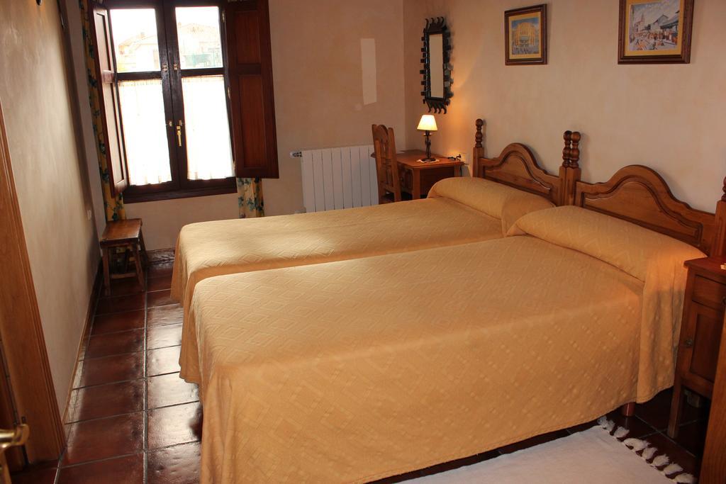 Casa Rural El Meson Guest House Briones Luaran gambar