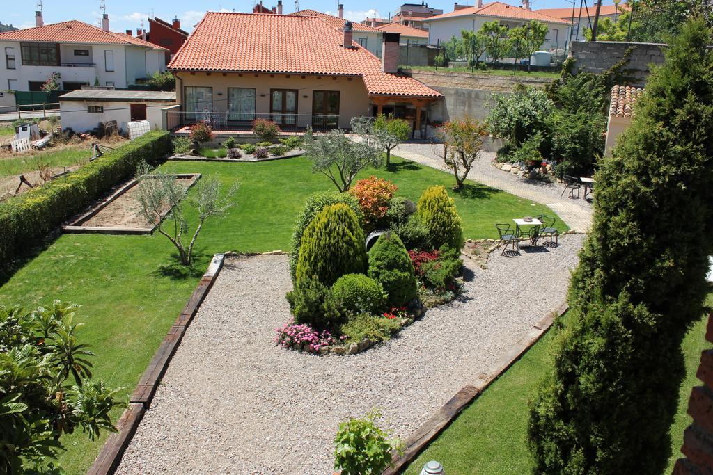 Casa Rural El Meson Guest House Briones Luaran gambar